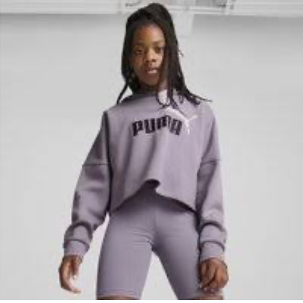 Women’s Sz S LOGO Puma Sweatshirt -Grey w/Purple -crew neck EUC-Sz S